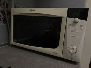 Микроволновая печь Whirlpool MT 243