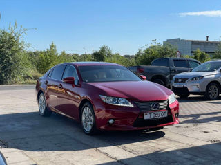 Lexus ES Series