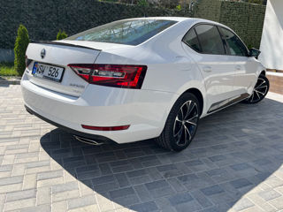 Skoda Superb foto 5