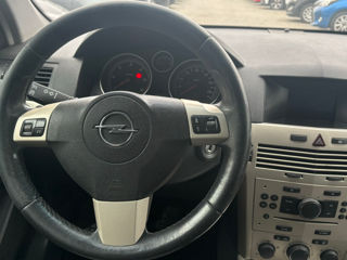 Opel Astra foto 14