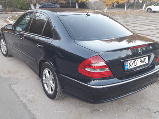 Mercedes E Class foto 4