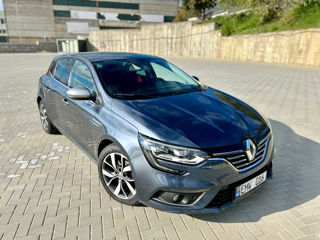 Renault Megane foto 2