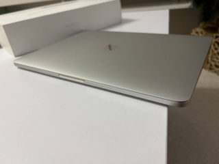 Продам MacBook Pro 2018 foto 4