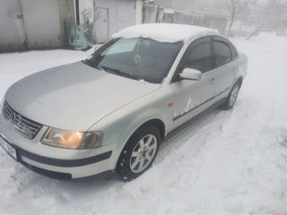 Volkswagen Passat foto 3