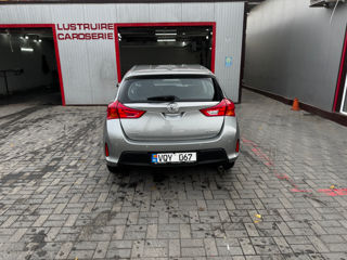 Toyota Auris foto 7