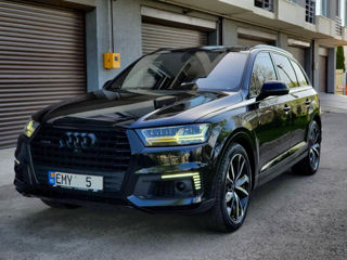 Audi Q7 e-tron foto 1