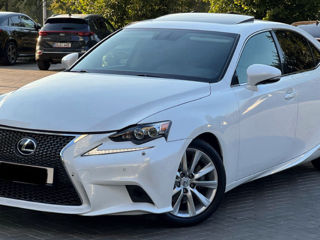 Lexus IS Series foto 3