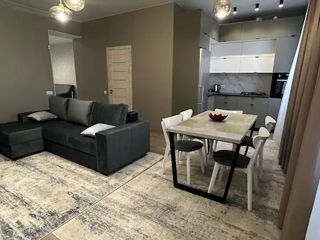 Apartament cu 2 camere, 70 m², Centru, Chișinău foto 5