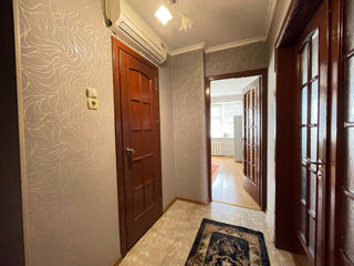 Apartament cu 2 camere, 50 m², Centru, Chișinău foto 11