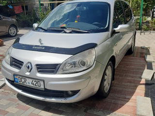 Renault Grand Scenic foto 8