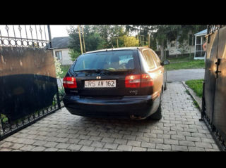 Volvo V40 foto 4