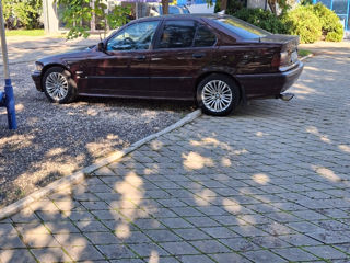 BMW 3 Series foto 5