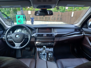 BMW 5 Series foto 4