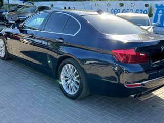 BMW 5 Series foto 4