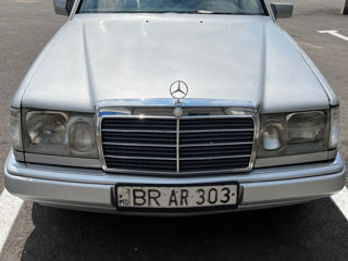 Mercedes Series (W124) foto 1