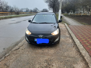 Hyundai i20 foto 1
