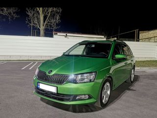 Skoda Fabia foto 2