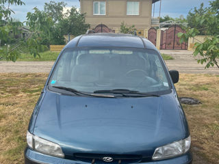 Hyundai H200