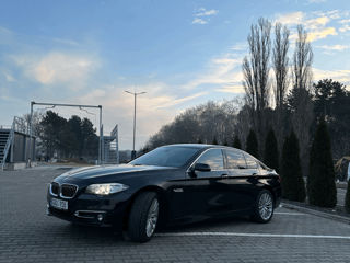 BMW 5 Series foto 3