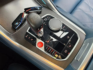 BMW XM foto 7