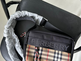 Унисекс Burberry