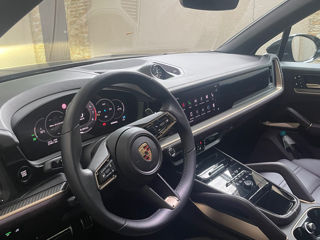 Porsche Cayenne foto 8