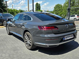 Volkswagen Arteon foto 8