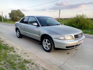 Audi A4 foto 10