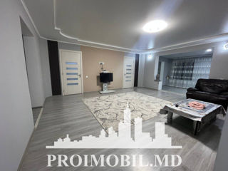 Apartament cu 3 camere, 90 m², Buiucani, Chișinău foto 6