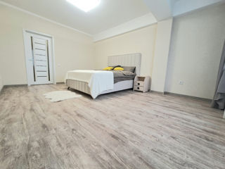 Apartament cu 2 camere, 69 m², Buiucani, Chișinău foto 3