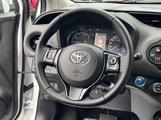 Toyota Yaris foto 11