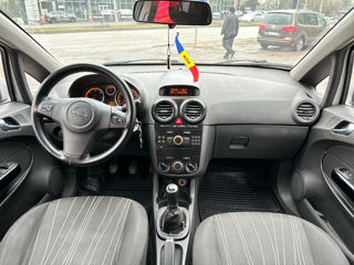 Opel Corsa foto 8