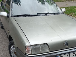 Renault 19