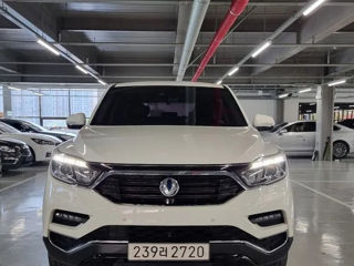 Ssangyong Rexton foto 3