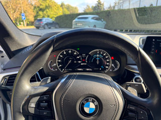 BMW 5 Series foto 8