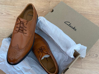 Pantofi Clarks foto 3