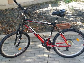 Bicicletă foto 1