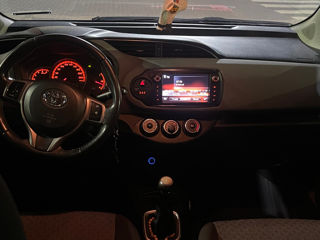 Toyota Yaris foto 5