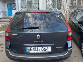 Renault Megane foto 2