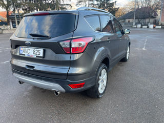 Ford Kuga foto 3