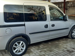 Opel Combo foto 1