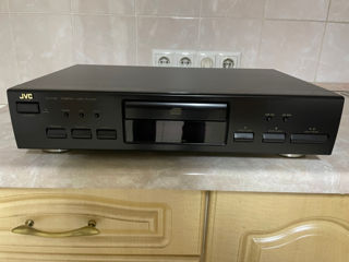 JVC XL-V120 Stereo Compact Disc Player (1996) foto 1