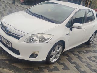 Toyota Auris foto 1