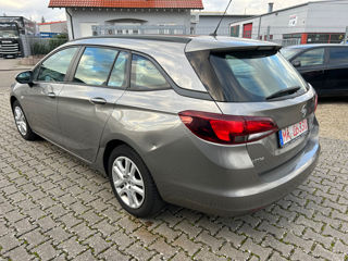 Opel Astra foto 2