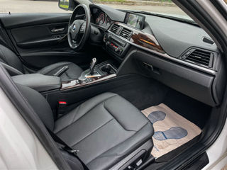 BMW 3 Series foto 7