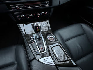 BMW 5 Series foto 14