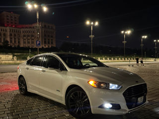 Ford Fusion foto 3