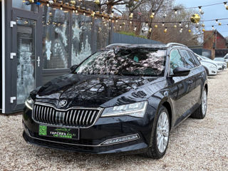 Skoda Superb foto 3