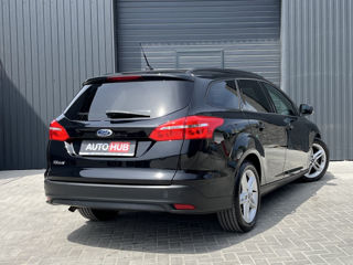 Ford Focus foto 8