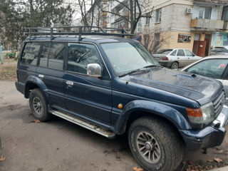 Mitsubishi Pajero foto 3